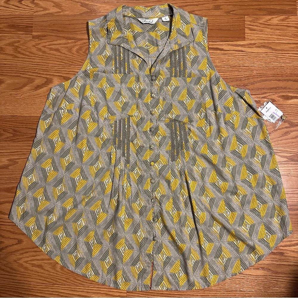 NWT Caffe Marrakesh Sleeveless Geometric Yellow and Gray Top size 2X